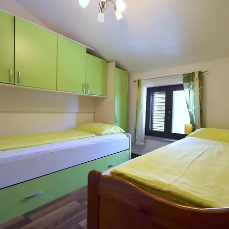 Zrinka 2 By Interhome Omišalj